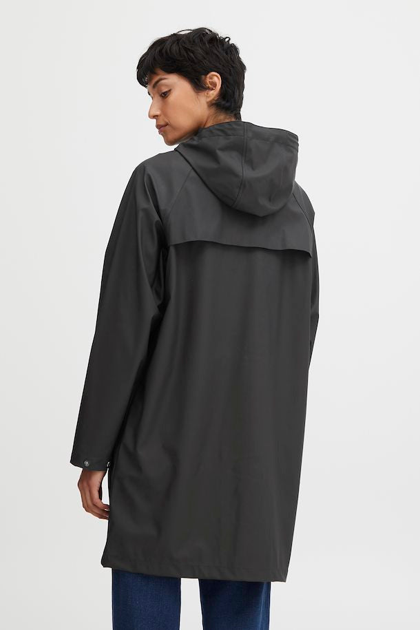 black-ihtazi-raincoat (1)
